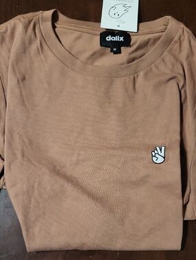 Dalix Brown Crewneck Tee with Peace Hand Patch